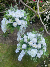 Load image into Gallery viewer, Artificial Hanging basket- 12 Inch Basket - White and Ivory flowers