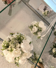 Load image into Gallery viewer, White and Ivory Wedding Collection