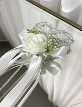 Load image into Gallery viewer, White and Ivory Wedding Collection