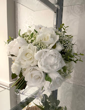 Load image into Gallery viewer, White and Ivory Wedding Collection