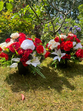 Load image into Gallery viewer, Red and White Artificial Grave Pot
