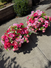 Load image into Gallery viewer, Pink Mix Hanging Basket
