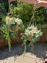 Load image into Gallery viewer, Weaver Hanging Basket - Ivory and greenery
