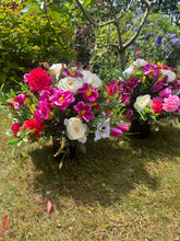 Load image into Gallery viewer, Pink and Purple Mix Artificial Grave Pot

