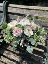 Load image into Gallery viewer, Peach Blush and Ivory Wedding Collection
