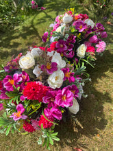 Load image into Gallery viewer, Pink and Purple Mix Artificial Grave Pot
