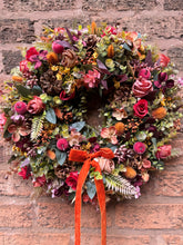 Load image into Gallery viewer, 40cm Autumn Love Wreath

