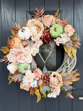 Load image into Gallery viewer, Autumn Calm 40cm Wreath
