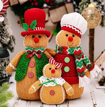 Load image into Gallery viewer, Gingerbread Family Wreath
