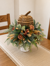 Load image into Gallery viewer, Pumpkin Harvest Table Centrepiece
