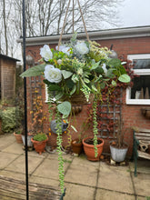 Load image into Gallery viewer, Weaver Hanging Basket - Ivory and greenery
