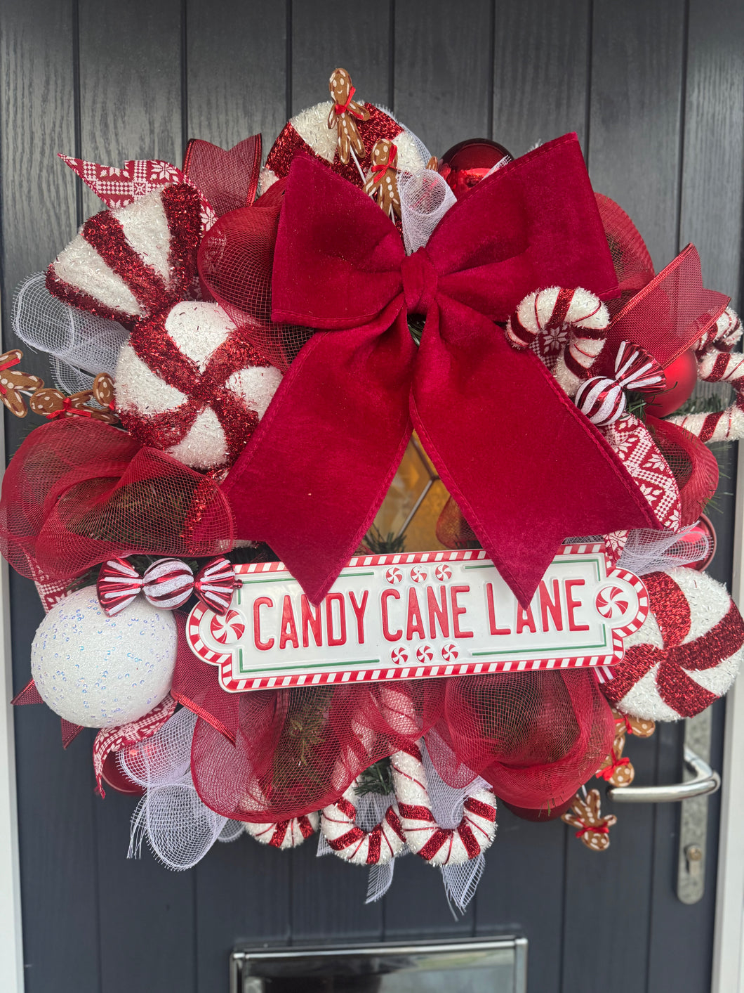 55cm Candy Cane Lane Sign Wreath