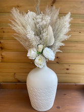 Load image into Gallery viewer, Pretty Pampas Arrangement - Vase not included
