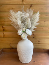 Load image into Gallery viewer, Pretty Pampas Arrangement - Vase not included
