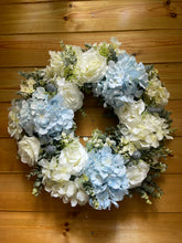 Load image into Gallery viewer, Ohana Wreath
