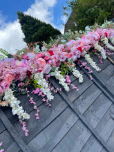 Load image into Gallery viewer, Pink Deluxe Luxury Garland
