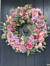 Load image into Gallery viewer, Cutie Pie 40cm Full Wreath
