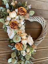 Load image into Gallery viewer, Autumn Ivory and Toffee Heart
